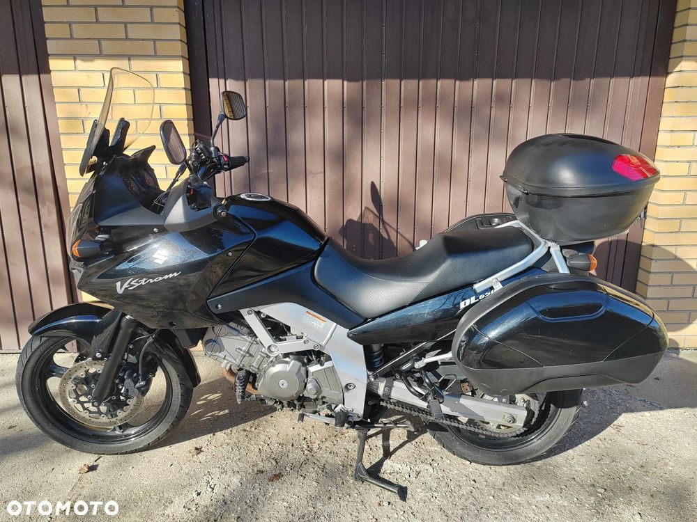 Suzuki V-STROM - 1