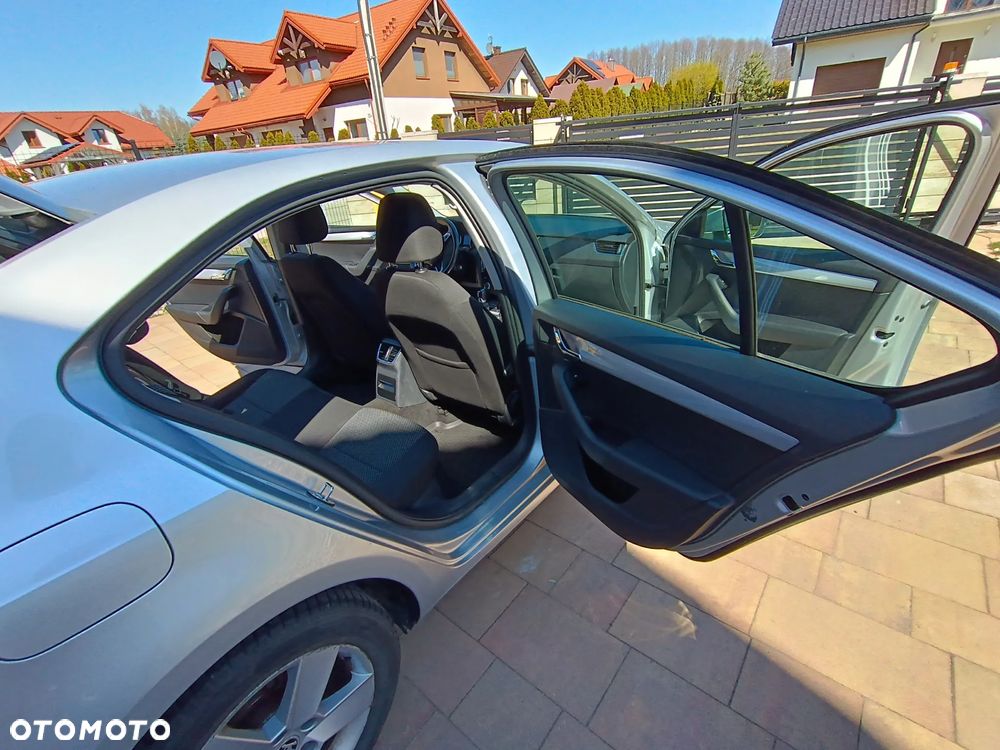 Skoda Octavia 1.4 TSI Ambition - 14