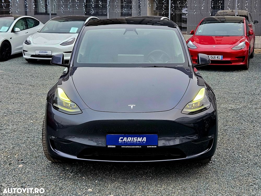 Tesla Model Y Long Range Dual Motor AWD - 3