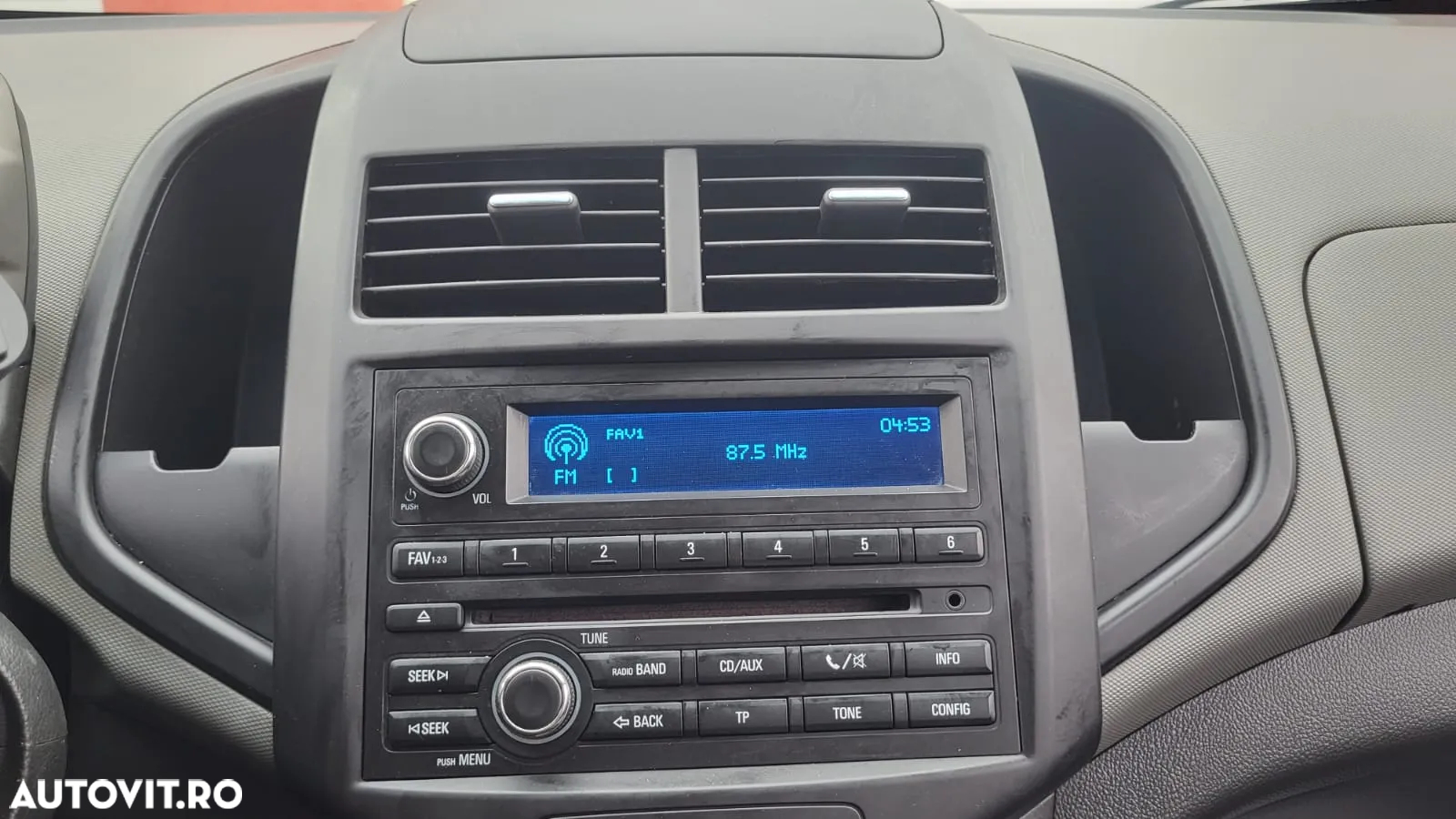 Chevrolet Aveo - 10