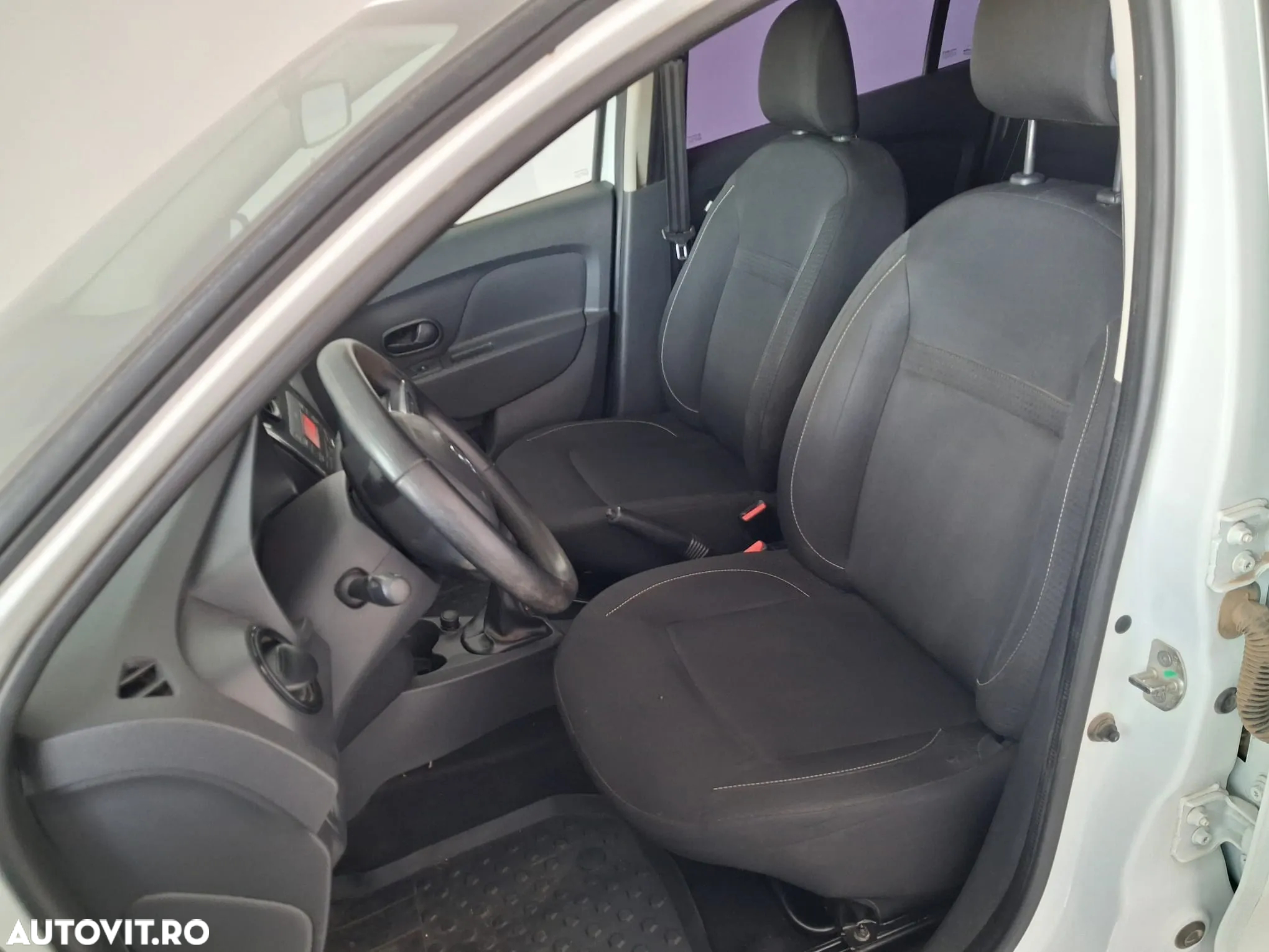 Dacia Logan 1.0 SCe SL PLUS - 15
