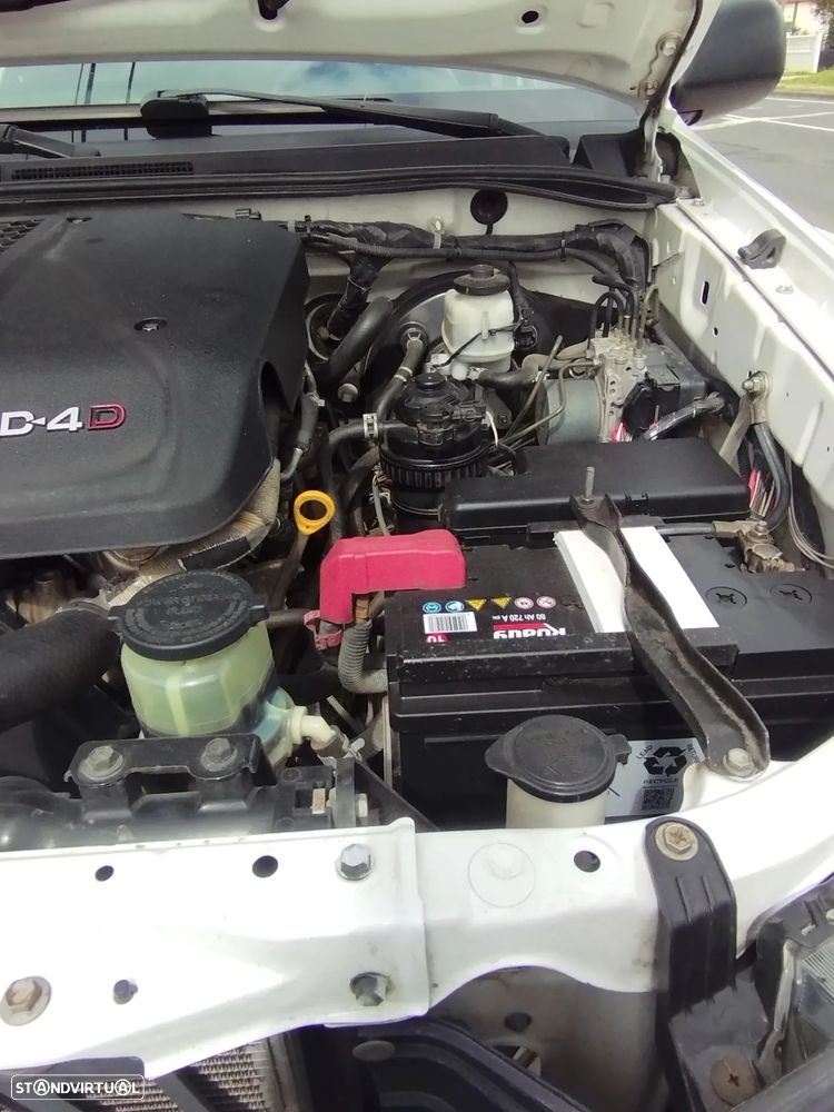 Toyota Hilux 2.5 D-4D 4WD CD AC+PM - 16