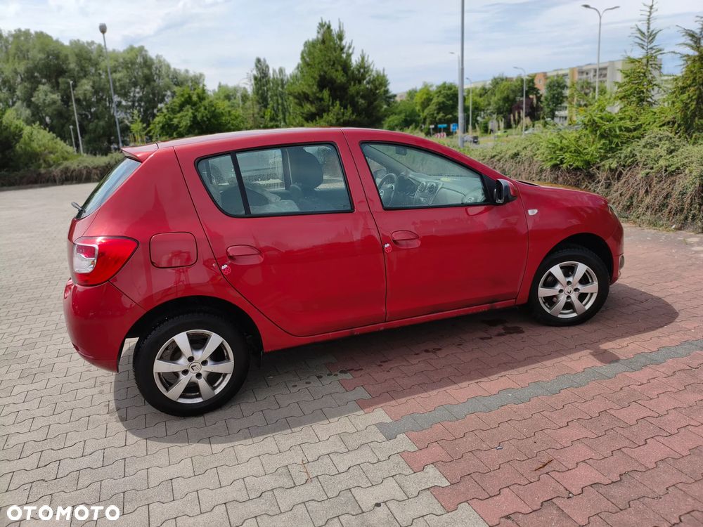Dacia Sandero 1.2 16V Laureate BL - 4