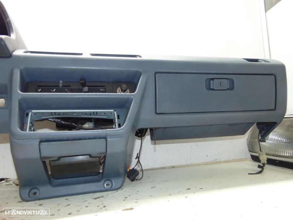 Nissan Micra K10 tablier - 7