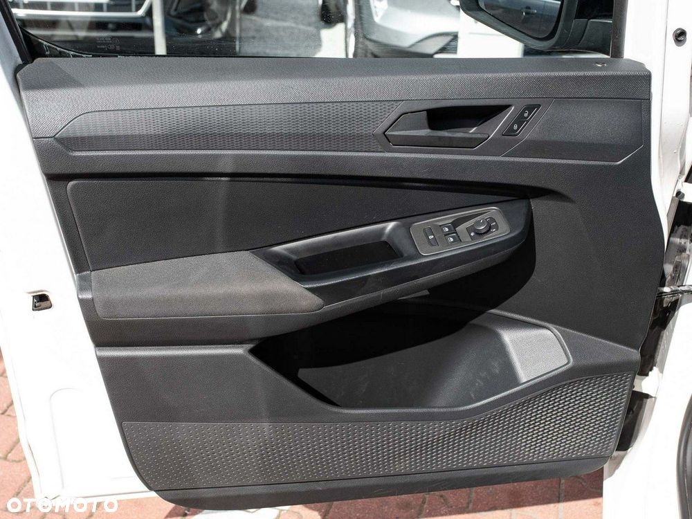 Volkswagen Caddy - 10
