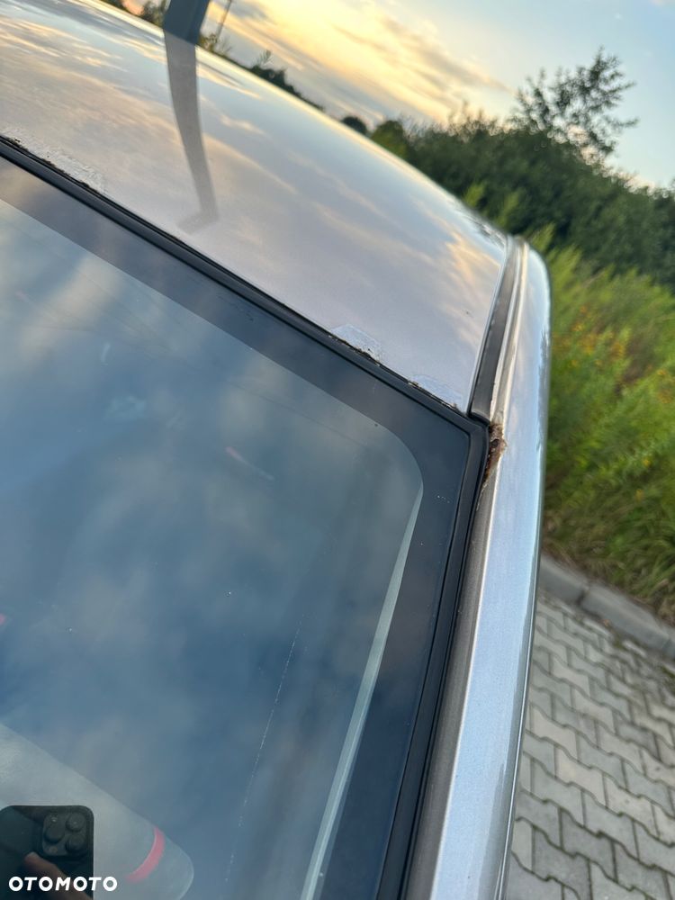 Toyota Yaris - 11