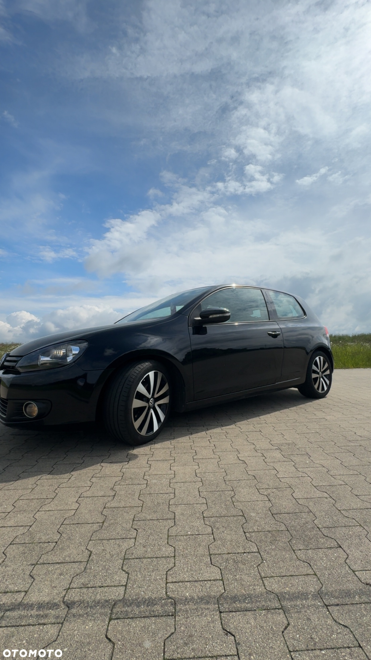 Volkswagen Golf VI 1.6 TDI Comfortline - 11
