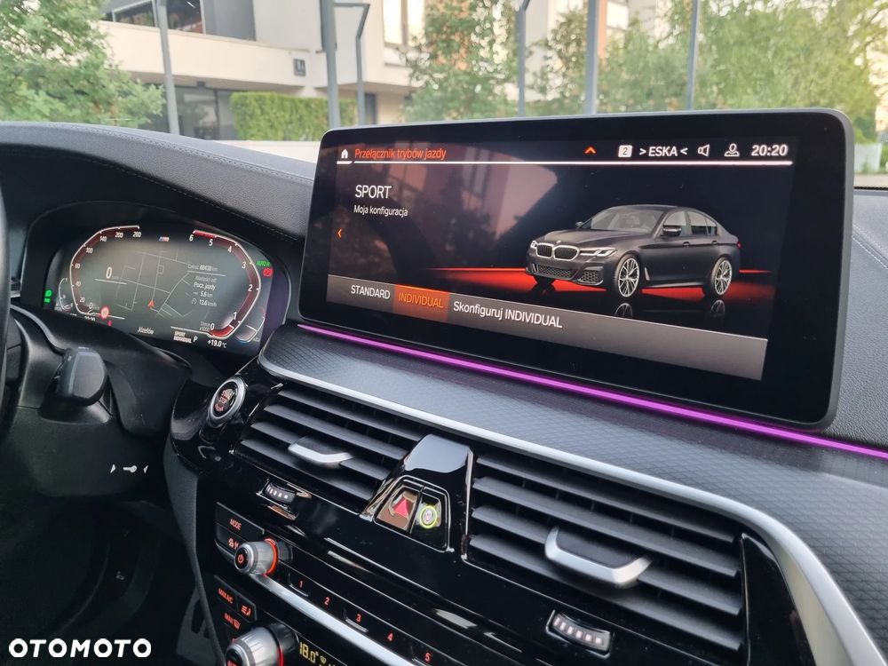 BMW Seria 5 520d xDrive MHEV M Sport sport - 24