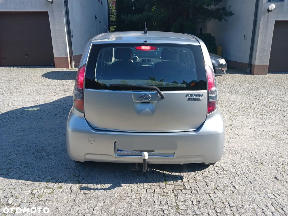 Daihatsu Sirion 1.3 - 3