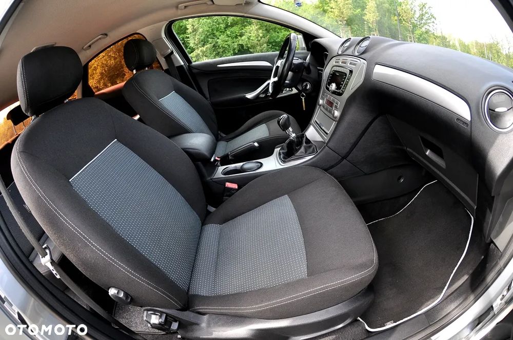 Ford Mondeo 1.8 TDCi Ambiente - 15