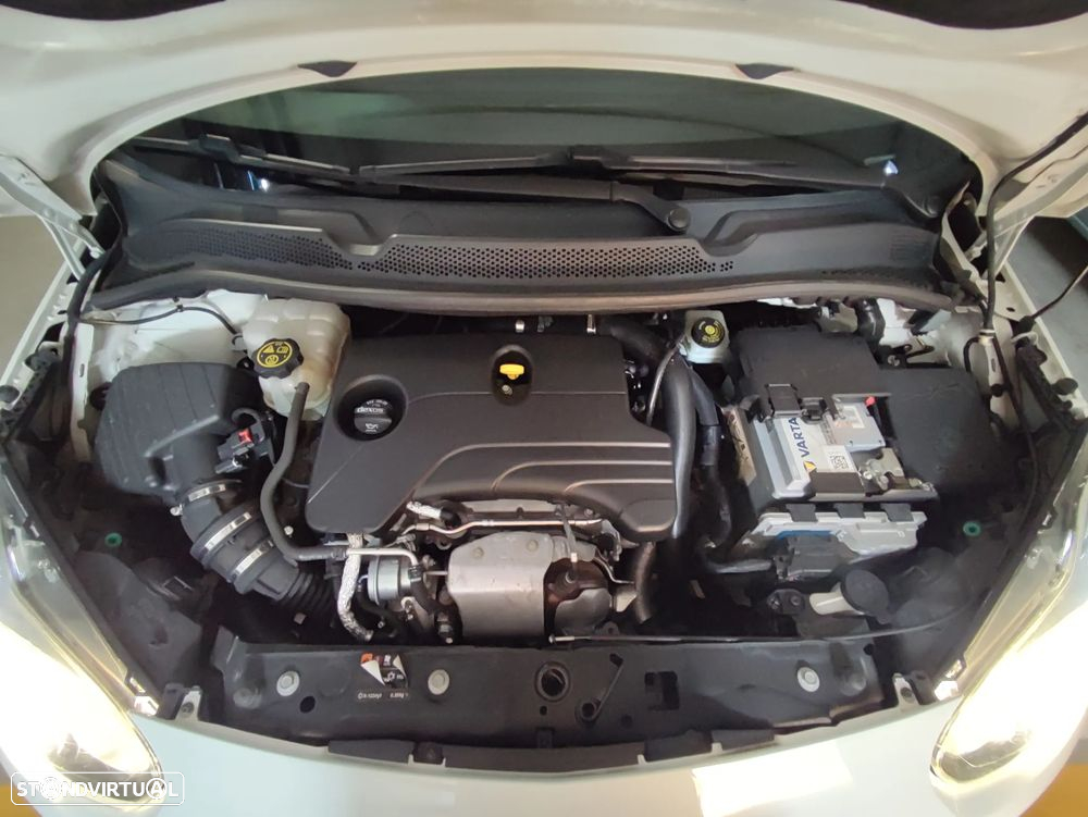 Opel Adam 1.0 T White Shine - 9