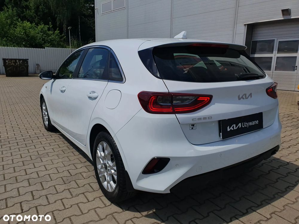Kia Ceed 1.5 T-GDI M DCT - 22