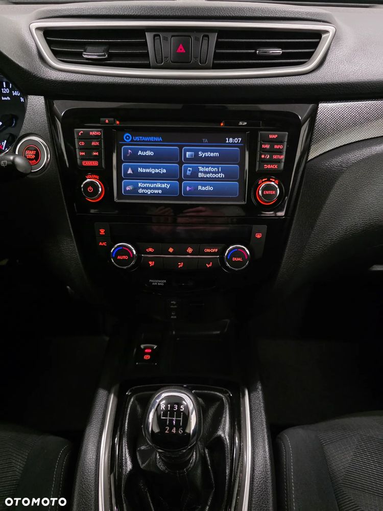 Nissan X-Trail 1.6 DIG-T Tekna 2WD - 11