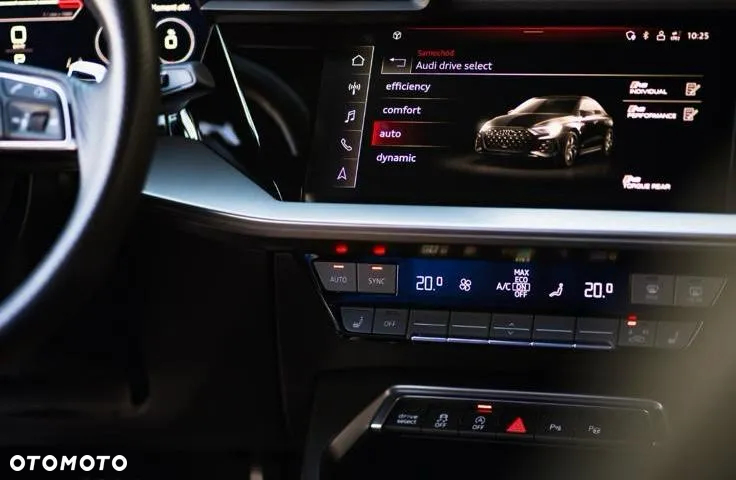 Audi RS3 Limousine - 9