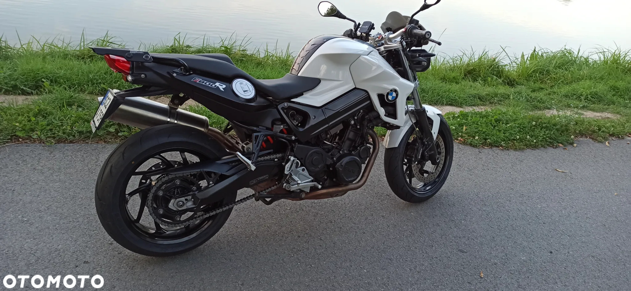 BMW F - 9
