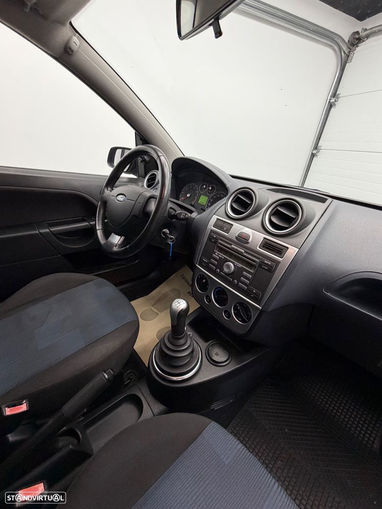 Ford Fiesta 1.25 First Edition - 9
