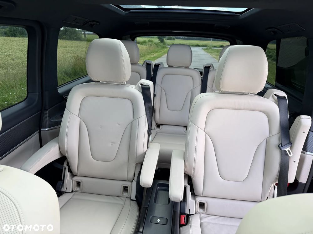 Mercedes-Benz Klasa V 300 d Exclusive 9G-Tronic (d³ugi) - 11