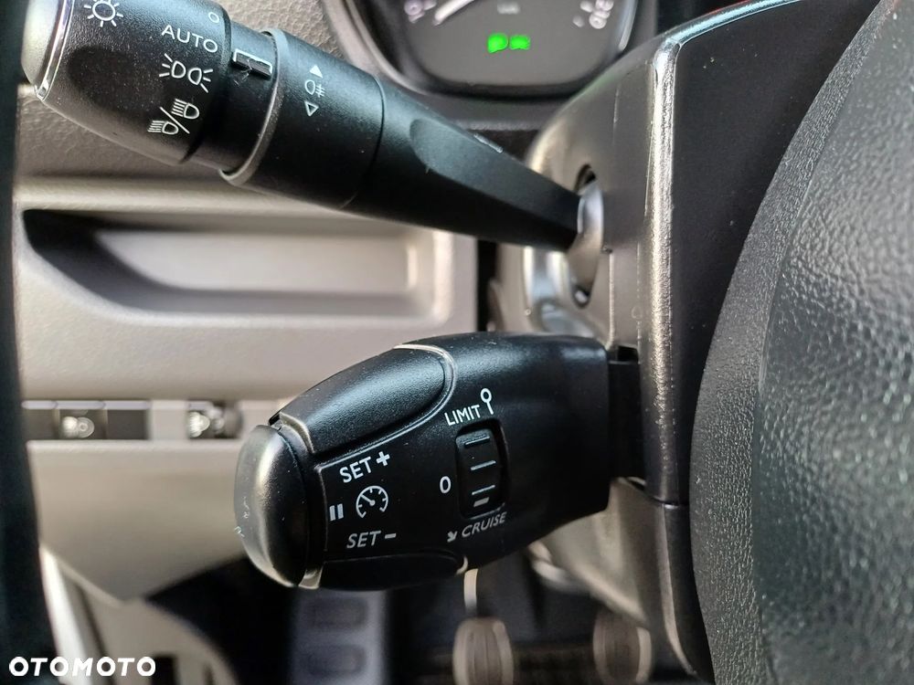 Opel Vivaro Citroen toyota - 19