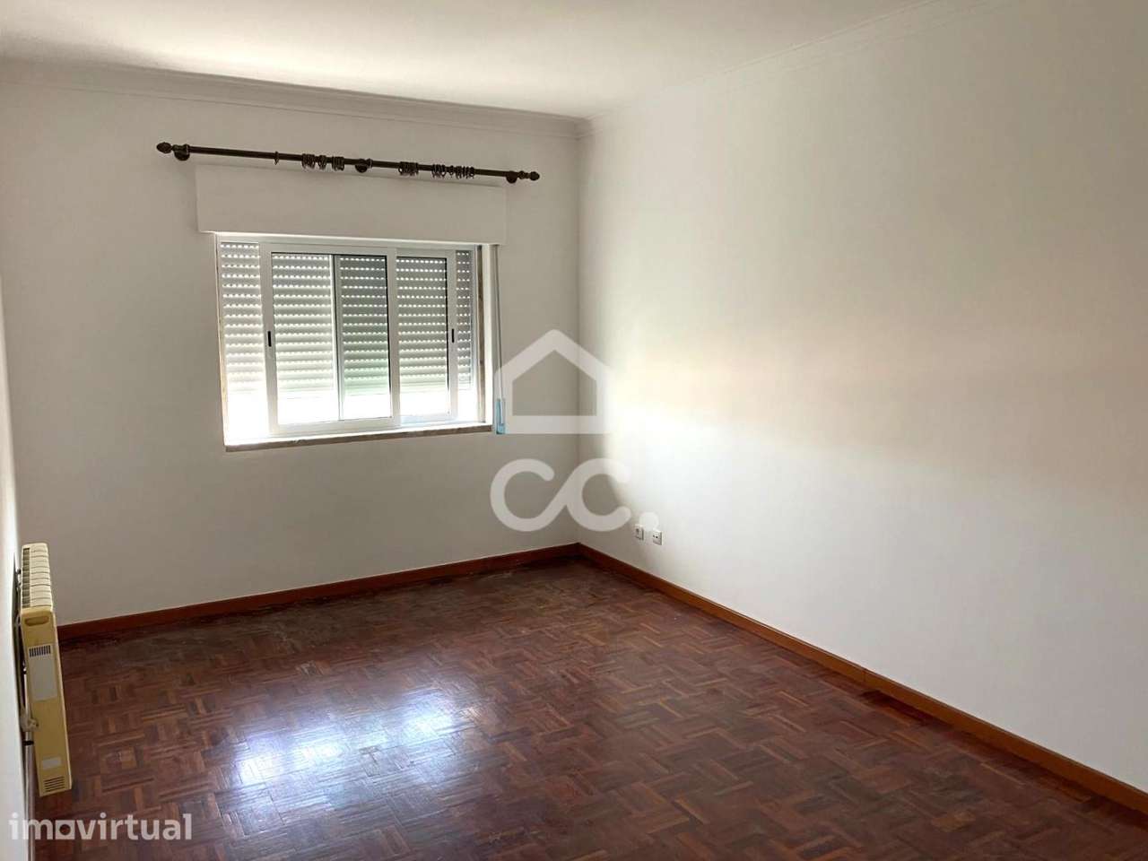 Apartamento T3 para arrendar - Zona central da Cruz de Pau - Grande imagem: 3/14