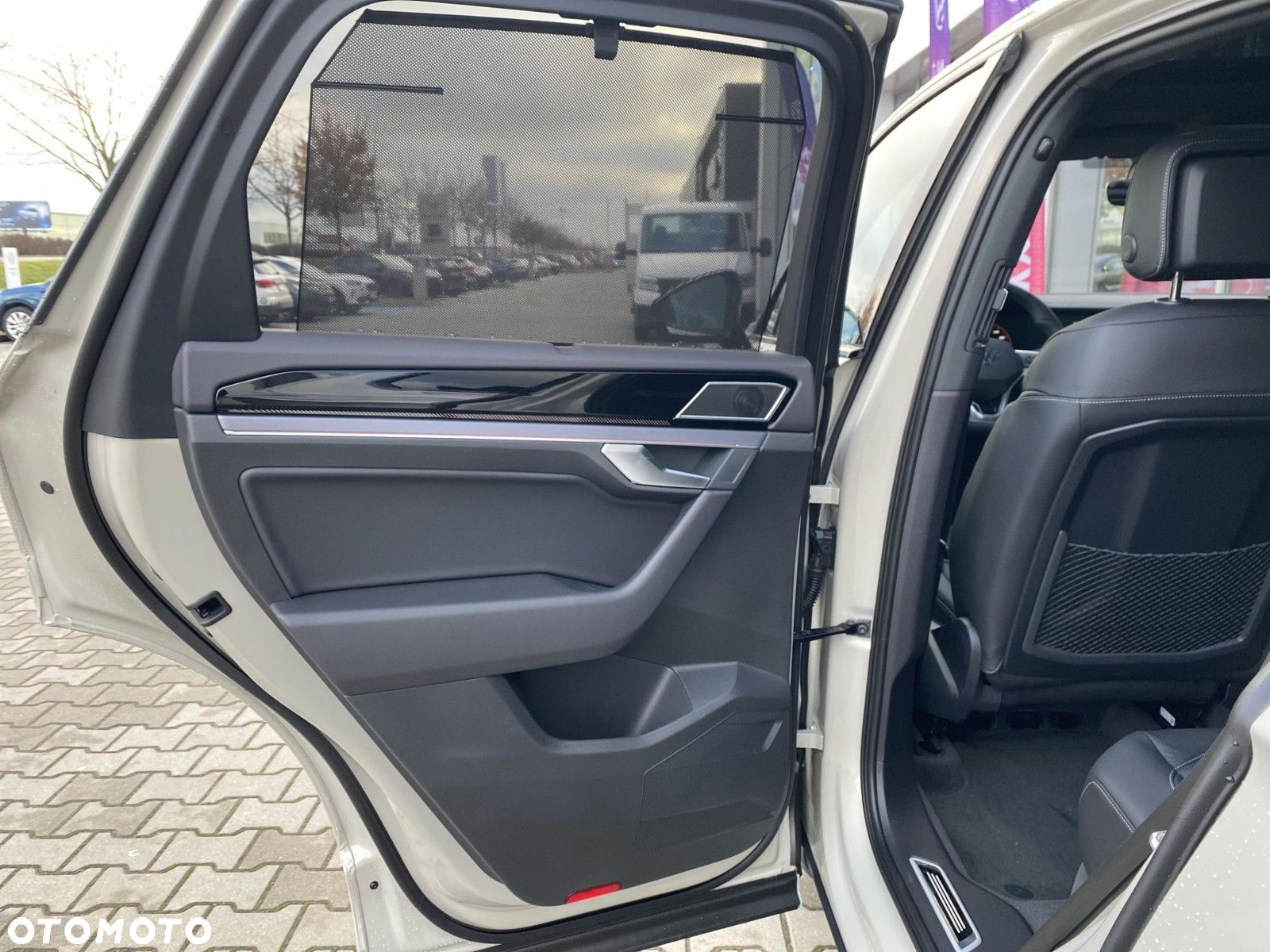 Volkswagen Touareg - 23