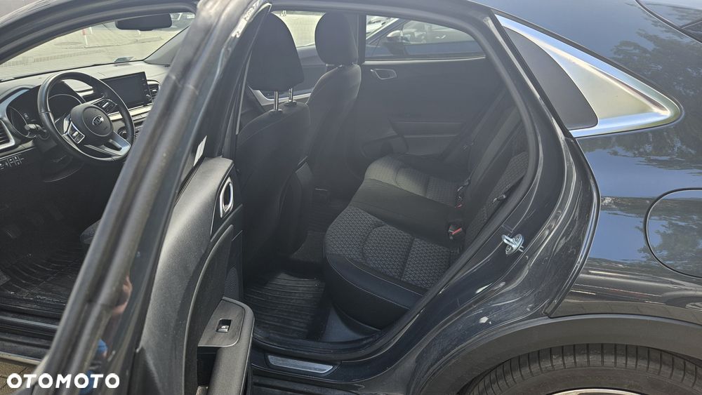Kia XCeed - 7