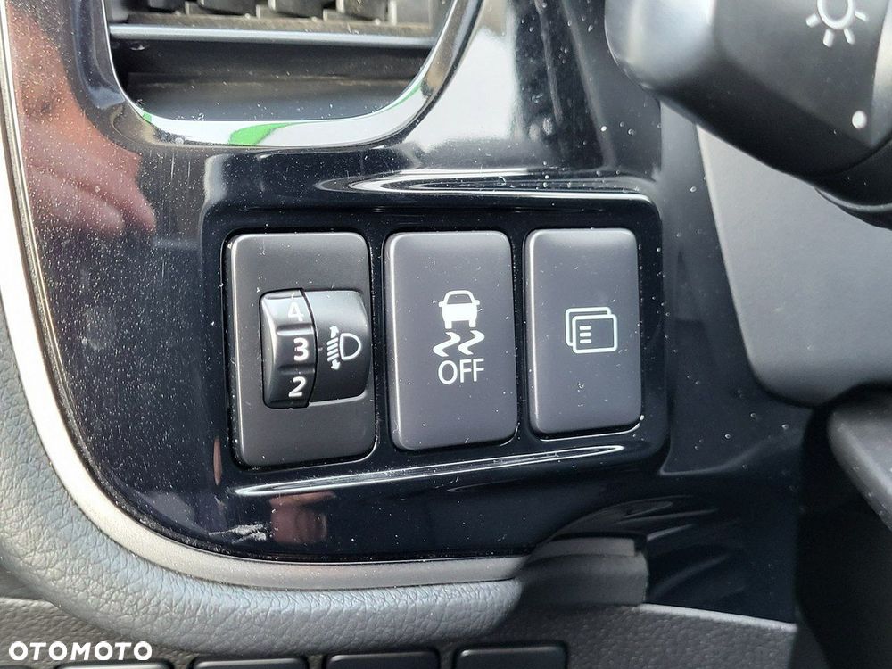 Mitsubishi Outlander - 29