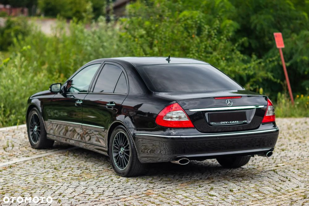 Mercedes-Benz Klasa E - 15