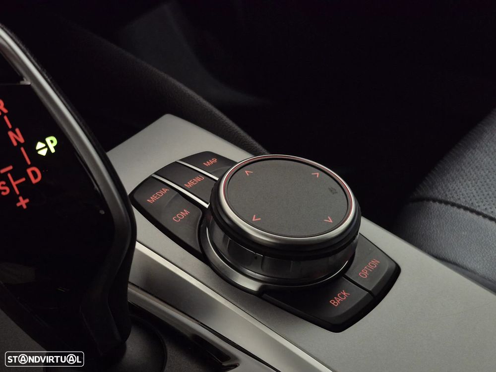 BMW 520 d Auto - 38