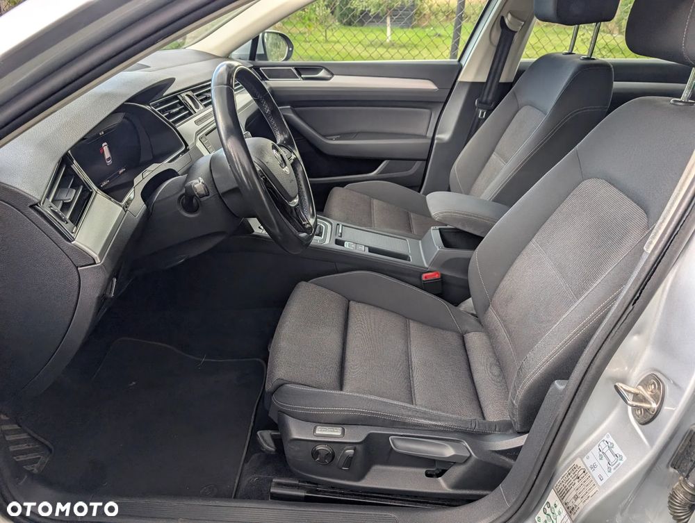 Volkswagen Passat 2.0 TDI BMT Comfortline DSG - 8