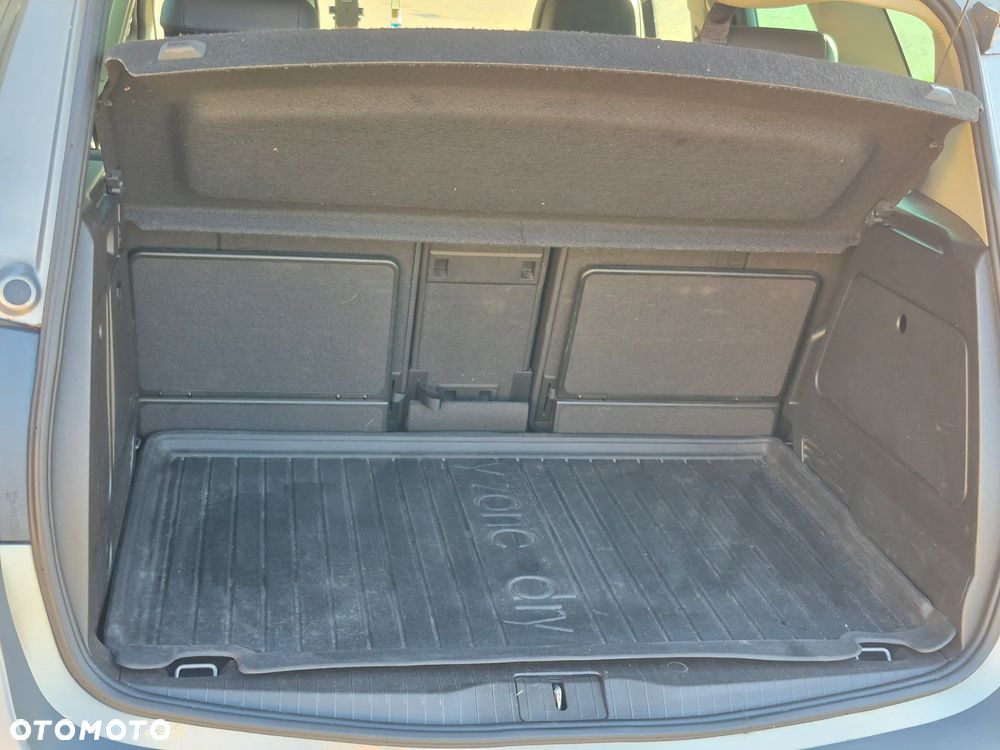 Opel Meriva 1.4 T Cosmo - 14