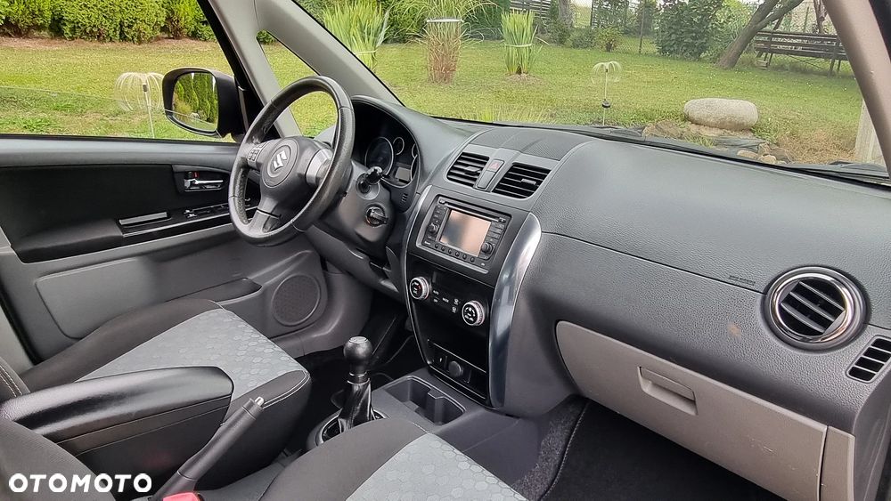 Suzuki SX4 1.6 VVT 4x4 Style - 7