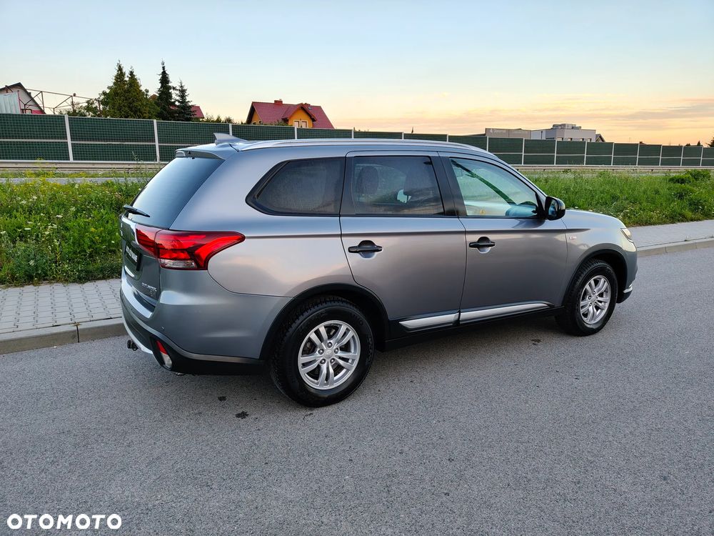Mitsubishi Outlander 2.0 City Style 2WD - 29
