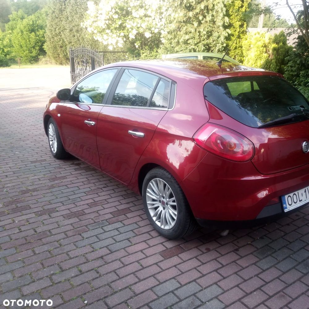 Fiat Bravo 1.4 T-JET 16V Emotion - 4