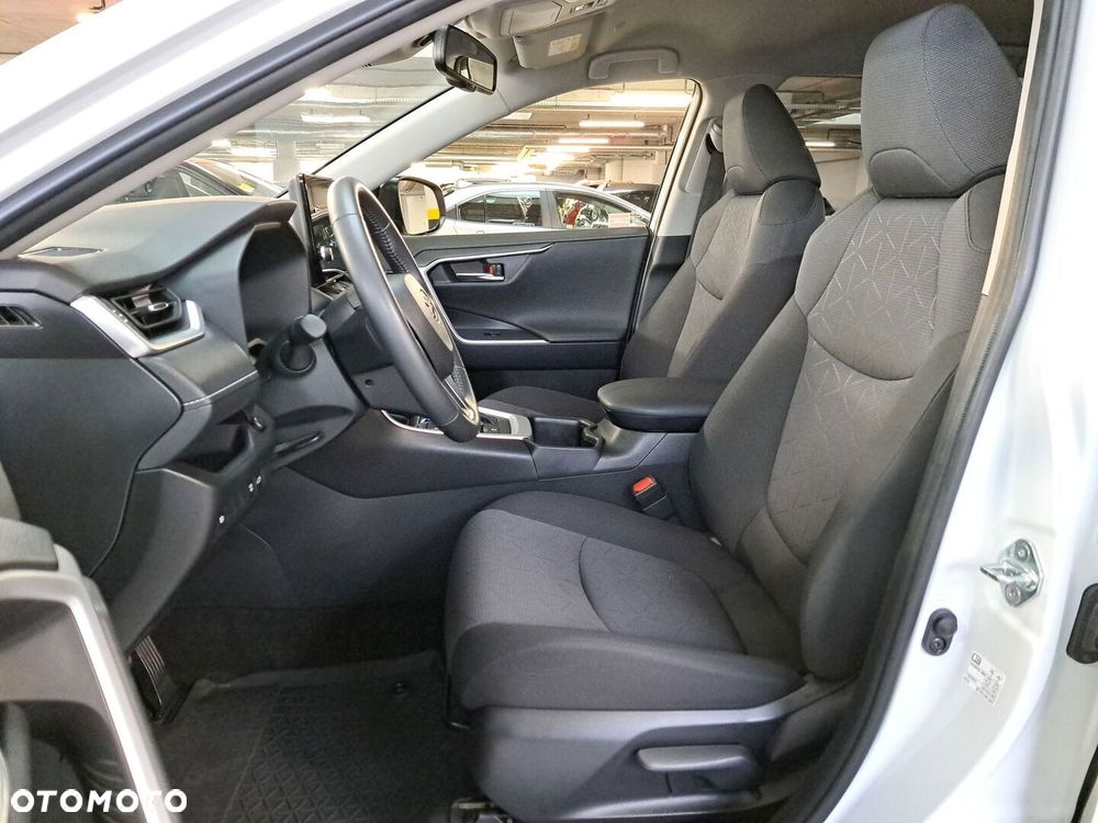 Toyota RAV4 - 12
