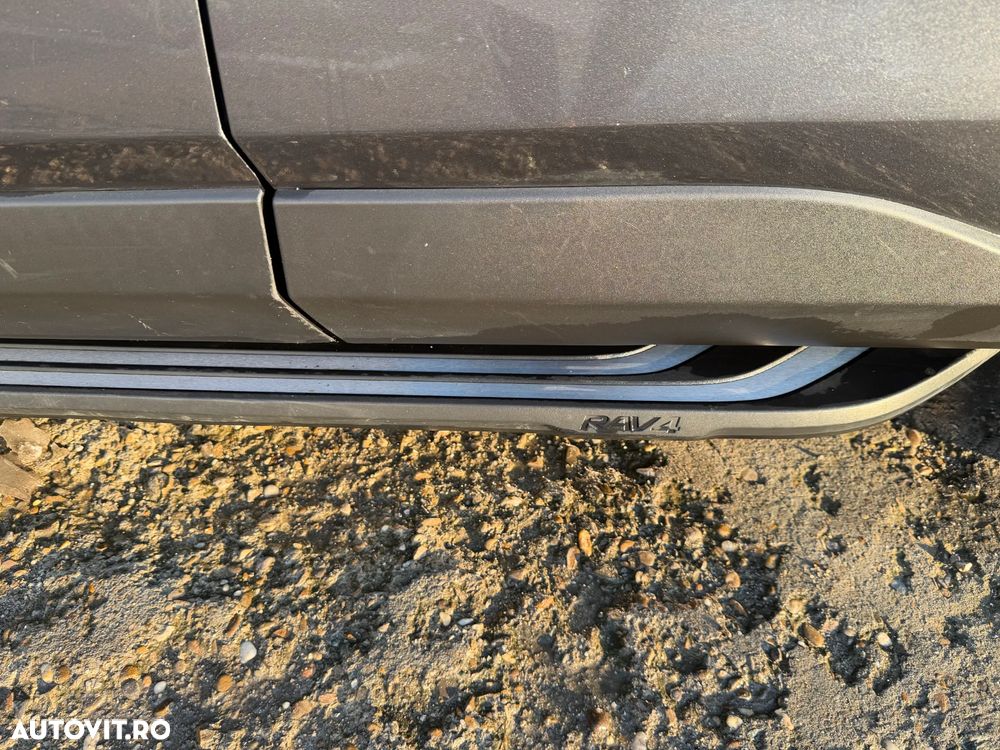 Toyota RAV4 - 17