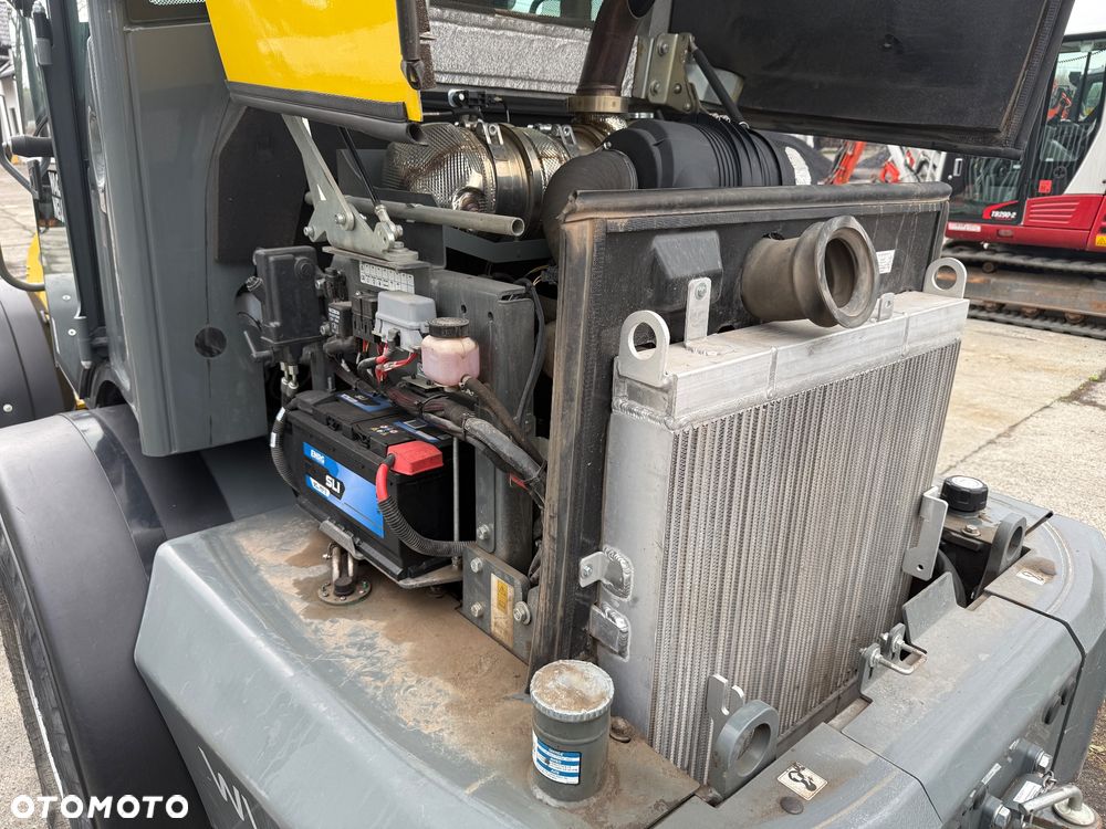 Wacker Neuson Ładowarka WL52 - 21