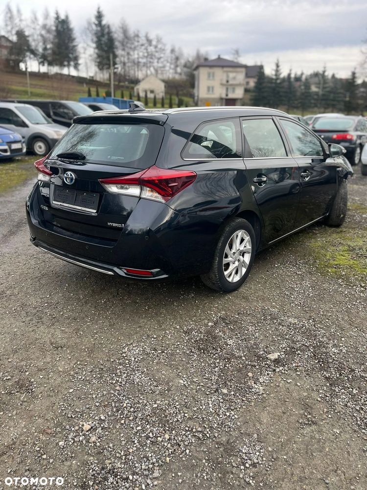 Toyota Auris - 5