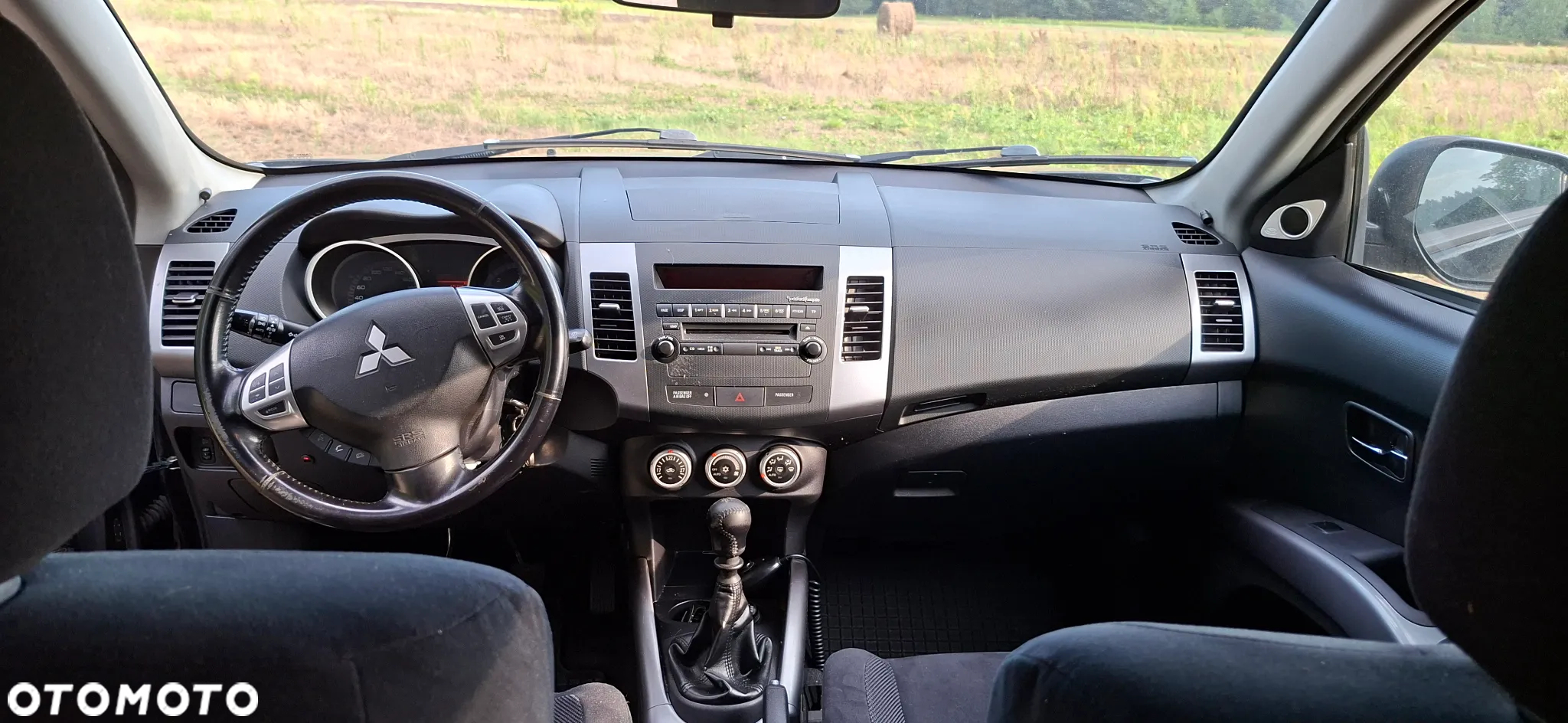 Mitsubishi Outlander - 6