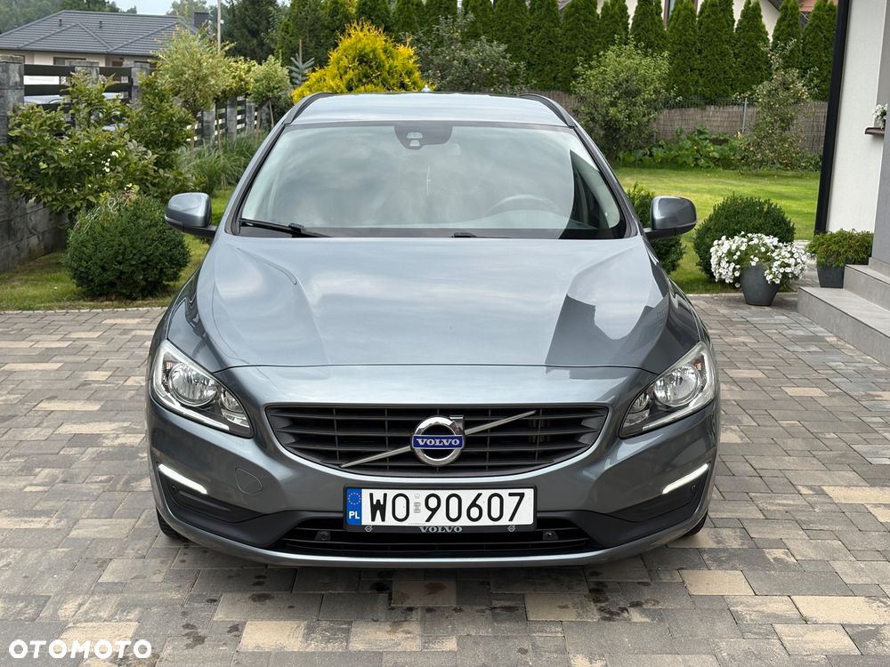 Volvo V60 D2 Drive-E Momentum - 3