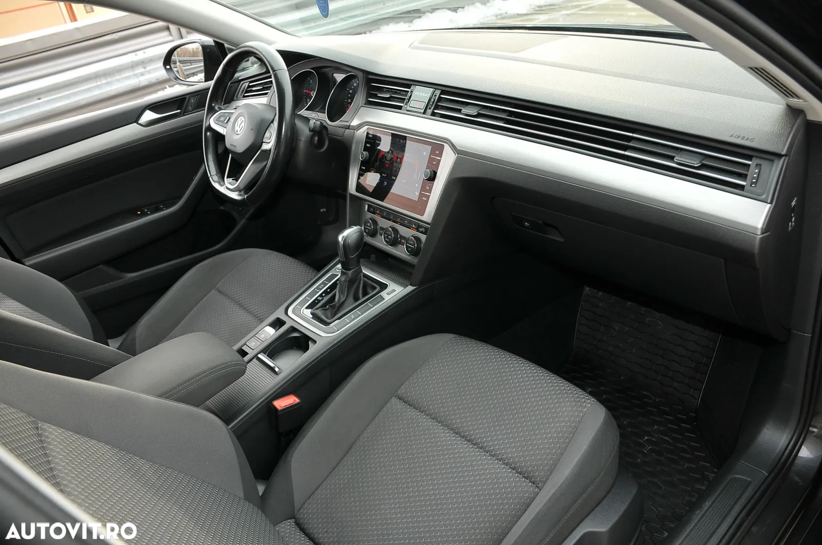 Volkswagen Passat Variant 2.0 TDI DSG (BlueMotion Technology) Comfortline - 17