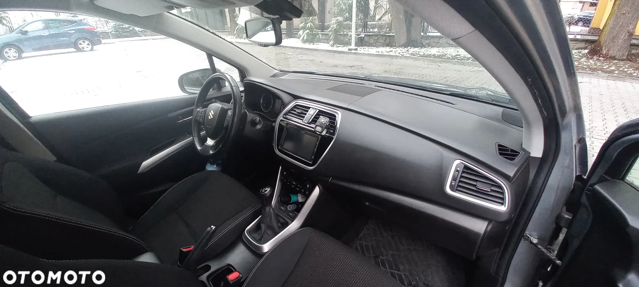 Suzuki SX4 S-Cross - 24