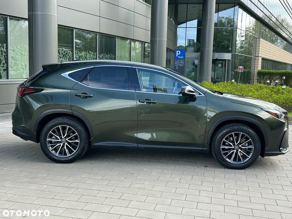 Lexus NX 350h Prestige 2WD - 9
