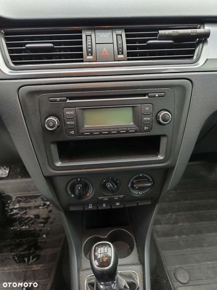Skoda RAPID 1.6 TDI DPF Ambition - 7