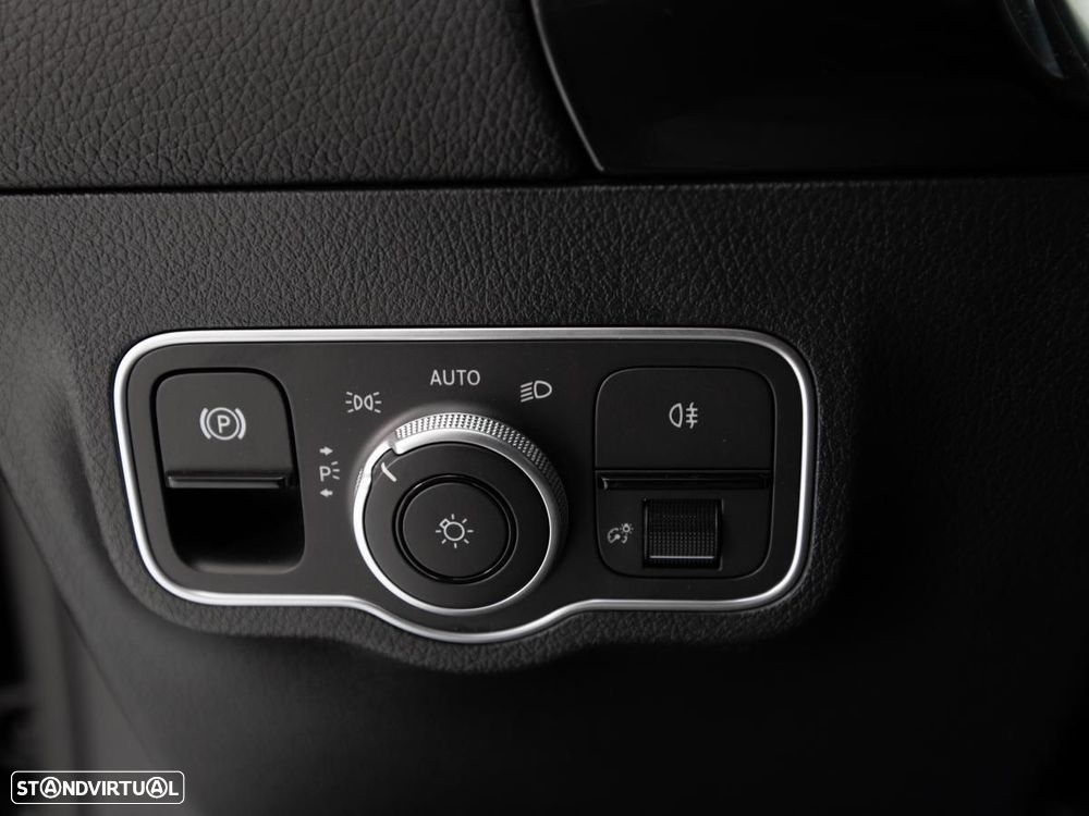 Mercedes-Benz EQA 250+ AMG Line - 18