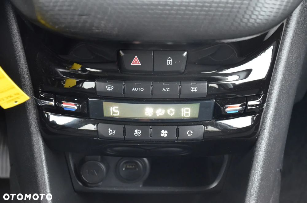 Peugeot 208 PureTech 110 Stop & Start EAT6 Allure - 18