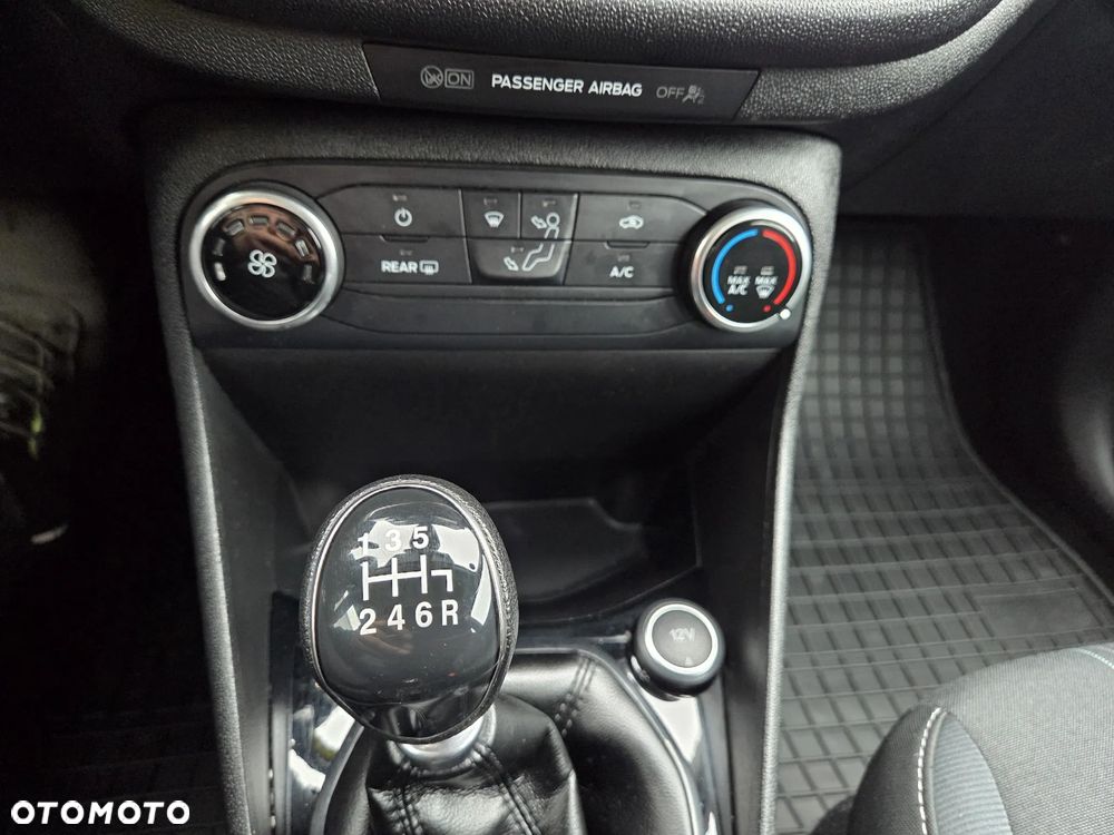 Ford Fiesta 1.0 EcoBoost S&S TREND - 13