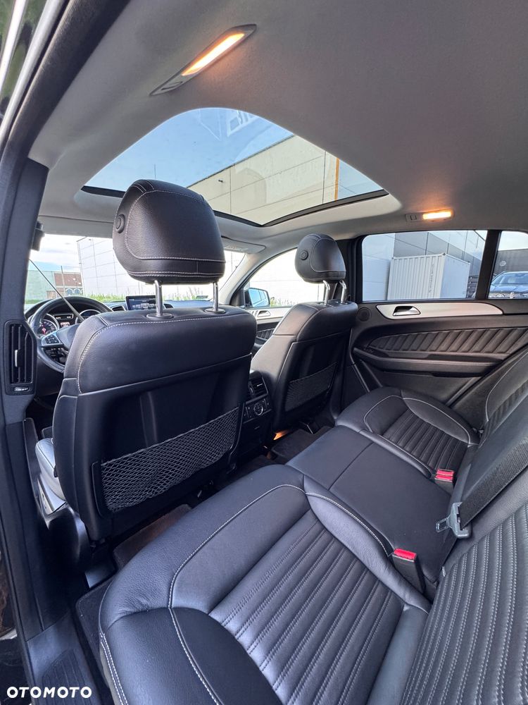 Mercedes-Benz GLE 350 d 4Matic 9G-TRONIC AMG Line - 11