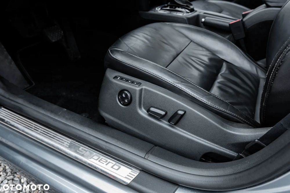 Skoda Superb 3.6 V6 4x4 DSG Elegance - 18