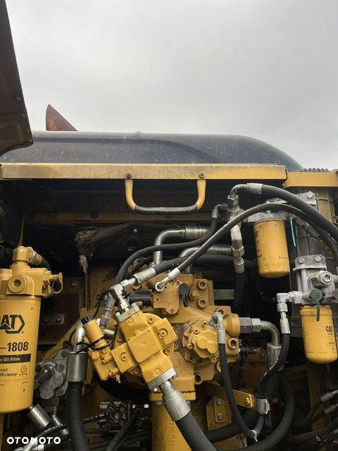 Caterpillar 330D Long Reach - 7