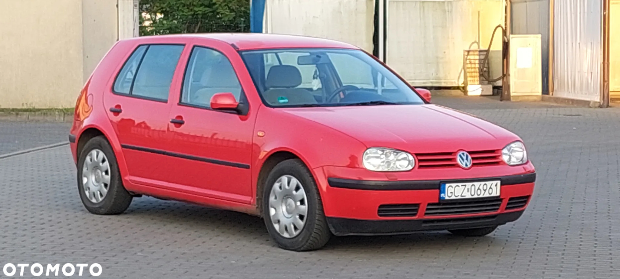 Volkswagen Golf - 4
